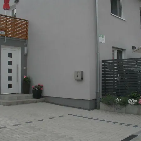 Apartment Flora Bad Windsheim