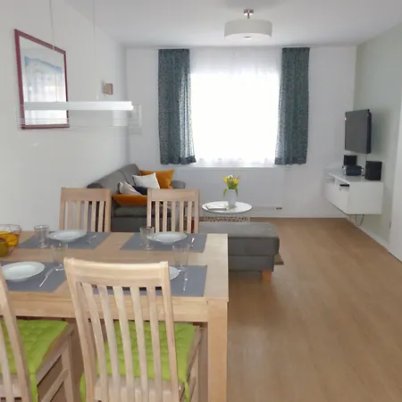 Flora Appartement *